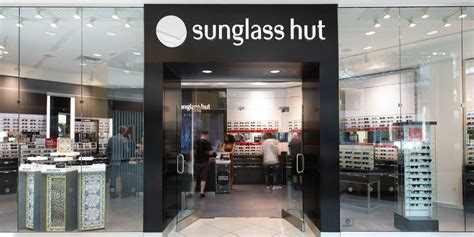 sunglass hut .